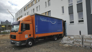 LKW mit Hilfsgütern