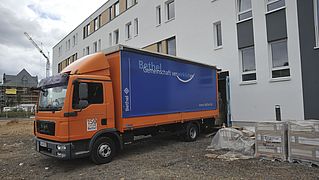 LKW mit Hilfsgütern