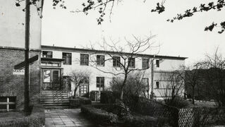Die Epilepsie-Klinik Mara in Bethel war in den 1950er-Jahren Diagnose- und Therapieort für viele schwer epilepsiekranke Menschen. 1962 entstand ein moderner Neubau.