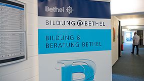 Schild von Bildung & Beratung Bethel