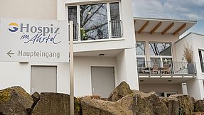 Außenaufnahme vom Hospiz im Ahrtal.