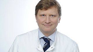 Portrait Professor Dr. Matthias Simon