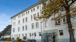 Haus Nebo von außen.