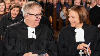 Pastor Ulrich Pohl und Präses Annette Kurschus in der Zionskirche