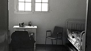 So sah die Psychiatrie noch Ende der 1970er Jahre aus. Einzelzimmer in Morija