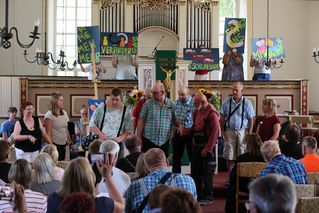 Aufführung beim Festgottesdienst.