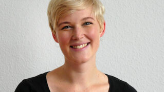 Dr. Carolin Steuwe 